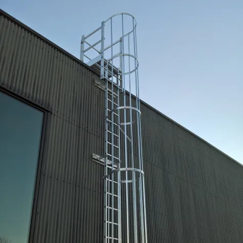 Escada Fixa Vertical em Alumínio